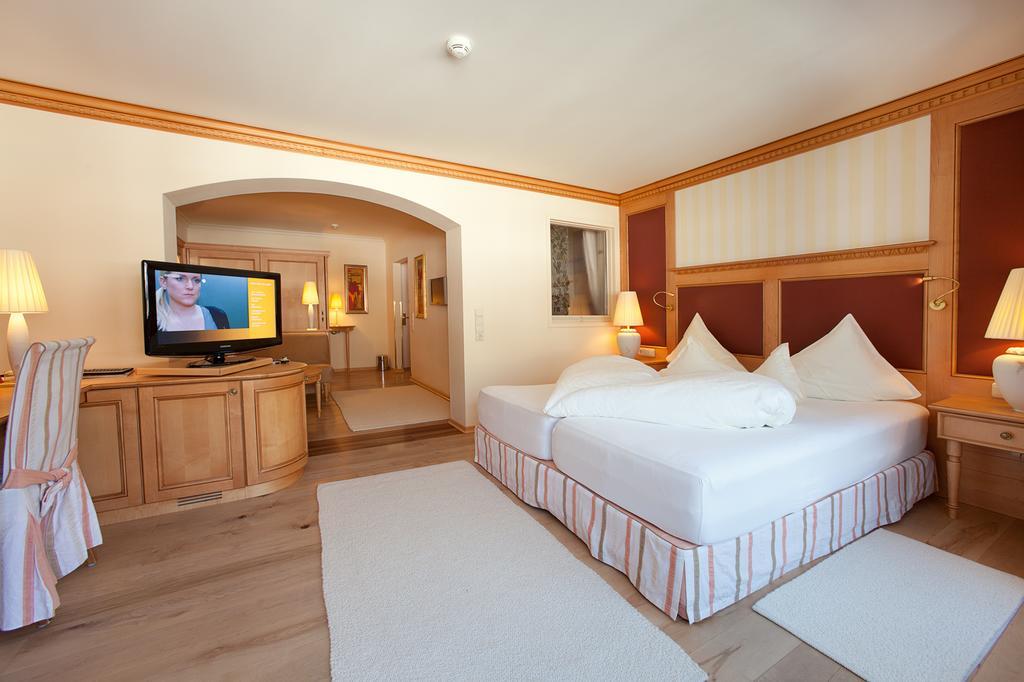 Wellnessresidenz Alpenrose Hotel เมาราค ภายนอก รูปภาพ